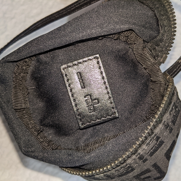 Fendi - Picture 4 of 7